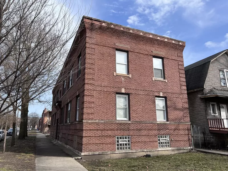 2707 E 78th ST #2E, Chicago, IL 60649
