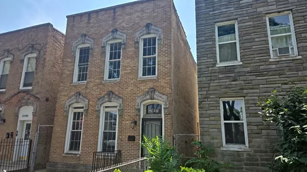 Chicago, IL 60612,2911 W Walnut ST