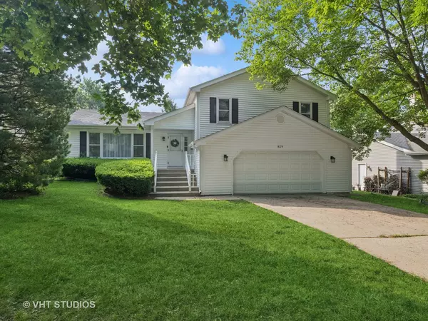 829 Brookside DR, Bartlett, IL 60103