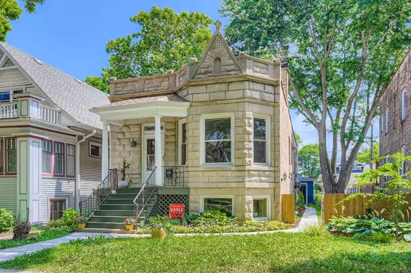 1042 S Scoville AVE, Oak Park, IL 60304