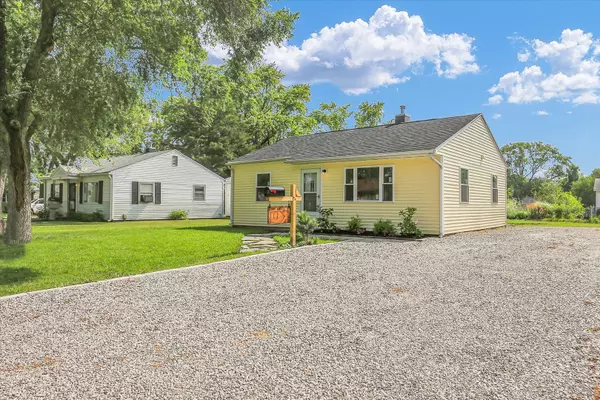 Rantoul, IL 61866,804 Juniper DR