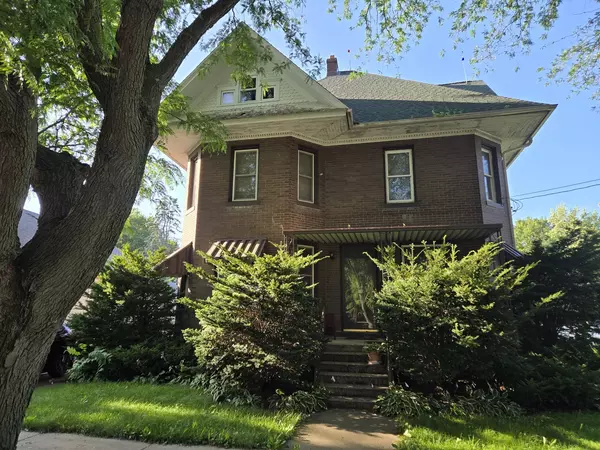 408 E Mason ST, Polo, IL 61064