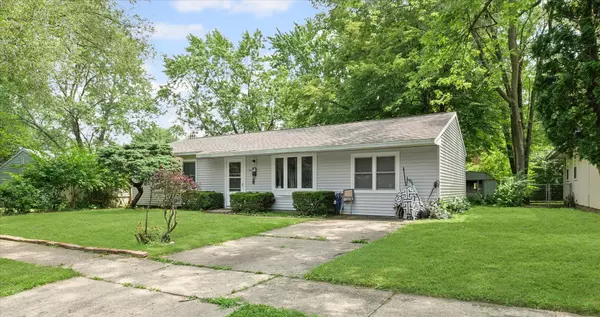 Urbana, IL 61802,1104 Lanore DR