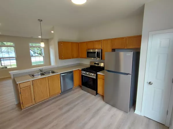 Plainfield, IL 60586,7214 Bradley DR