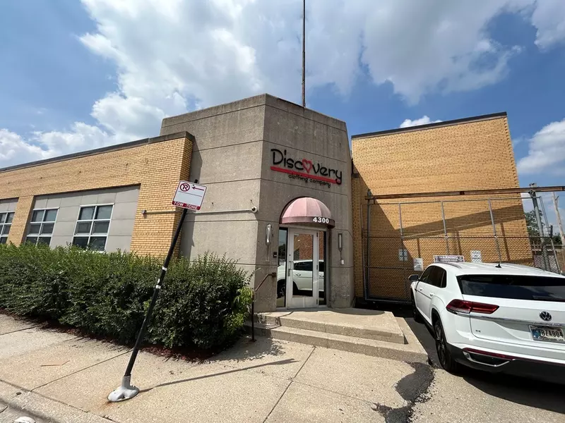 4300 N Knox AVE, Chicago, IL 60641