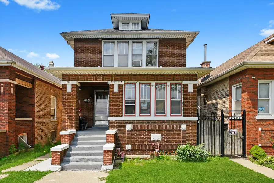 6234 S ALBANY AVE, Chicago, IL 60629