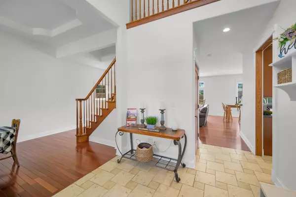Yorkville, IL 60560,1819 Country Hills DR