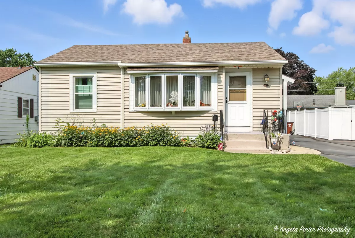 Winthrop Harbor, IL 60096,1028 Franklin AVE