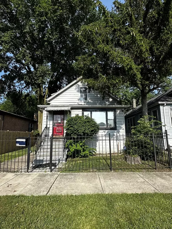 9930 S Perry AVE, Chicago, IL 60628