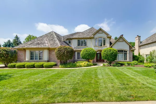 1304 Lingonberry CT, Libertyville, IL 60048