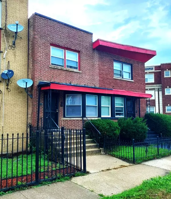 2430 E 73rd ST, Chicago, IL 60649