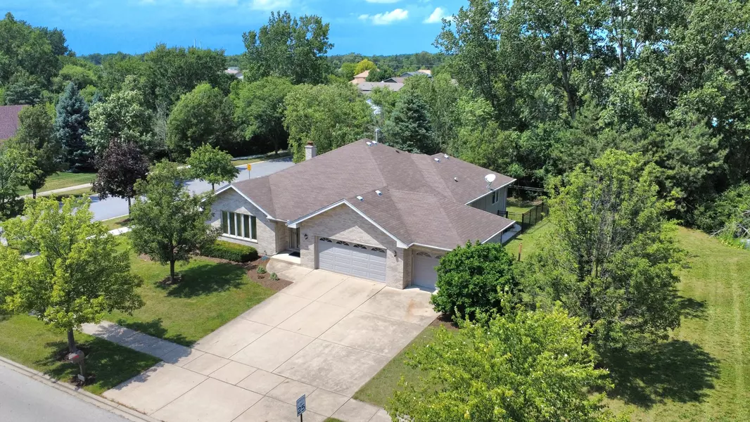 1350 Key West DR, Lockport, IL 60441