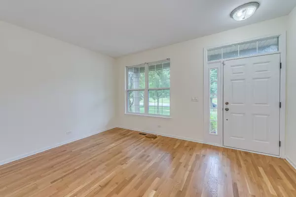 Bartlett, IL 60103,171 Silbury DR
