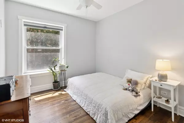 Oak Park, IL 60302,431 Wisconsin AVE #1