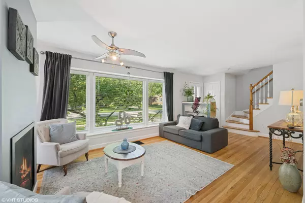Arlington Heights, IL 60004,731 N Patton AVE