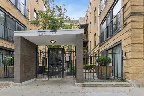 1069 W FOSTER AVE #1C, Chicago, IL 60640