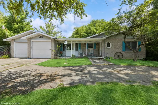 26607 S Harvest LN, Crete, IL 60417