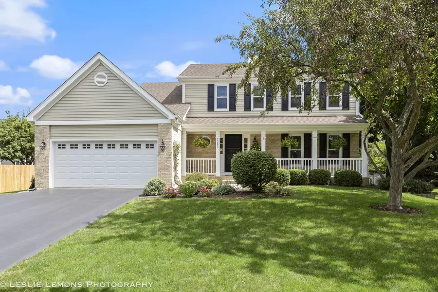 1141 Boxwood DR, Crystal Lake, IL 60014