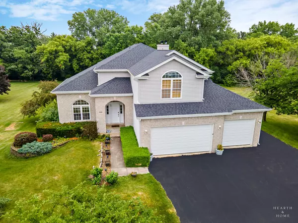 5008 Country Springs DR, Johnsburg, IL 60051