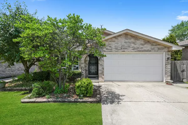 8410 S 78th AVE, Bridgeview, IL 60455