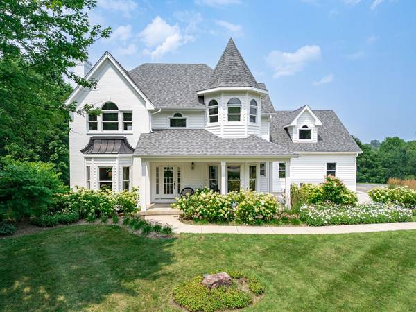 2505 Timberline TRL, Woodstock, IL 60098