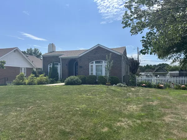 1606 N Gilbert ST, Danville, IL 61832