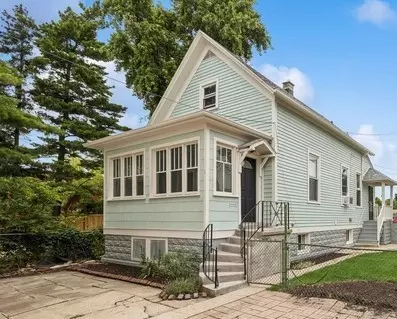 328 Elgin AVE #COACHHOUSE, Forest Park, IL 60130