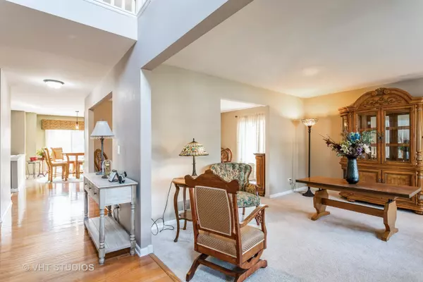 Bolingbrook, IL 60440,170 Christine WAY