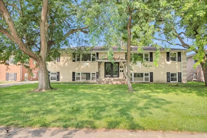 241 S Small AVE #1, Kankakee, IL 60901