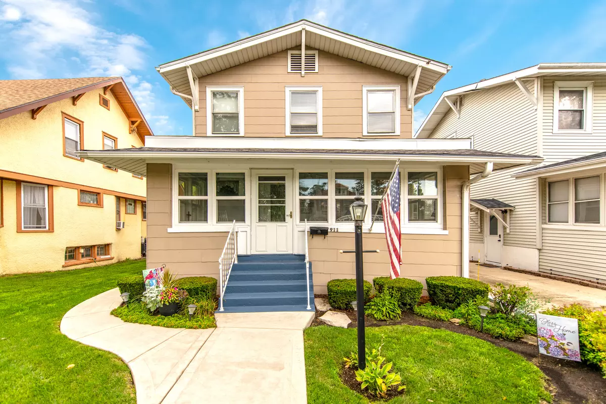 Joliet, IL 60435,911 Richmond ST