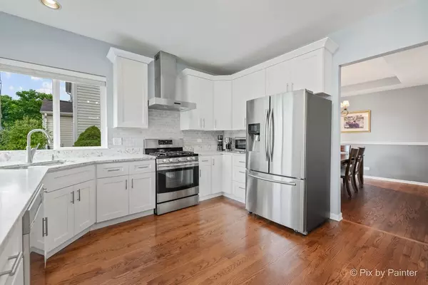 Bartlett, IL 60103,534 Ivory LN