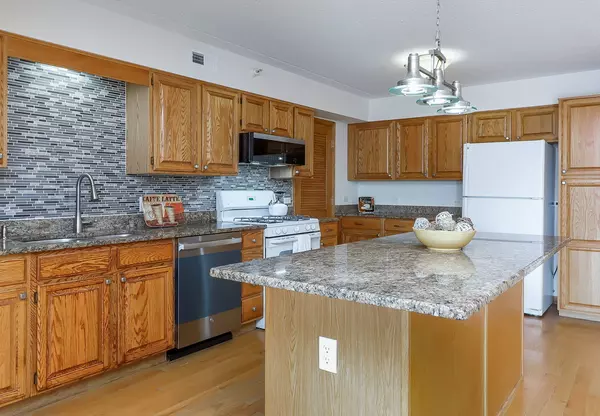 Lombard, IL 60148,2020 Saint Regis DR #509