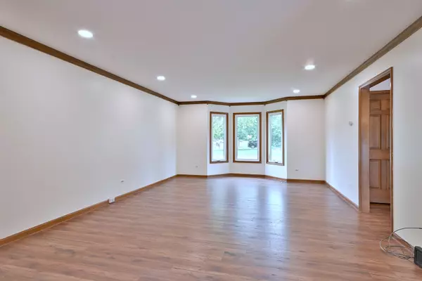 Gurnee, IL 60031,1036 Boulevard View AVE