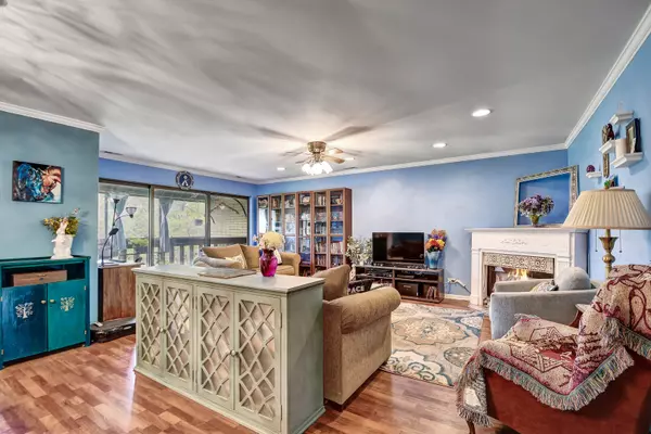 Palos Heights, IL 60463,13228 S Westview DR #2A