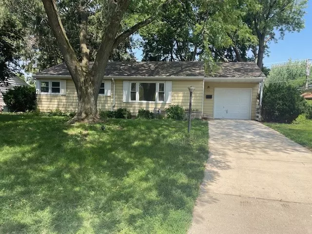 621 Park ST, East Dundee, IL 60118