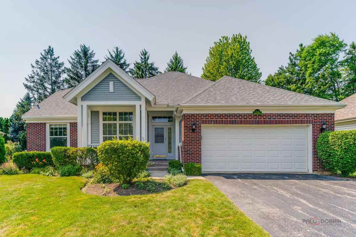 Mundelein, IL 60060,520 Valley Forge LN