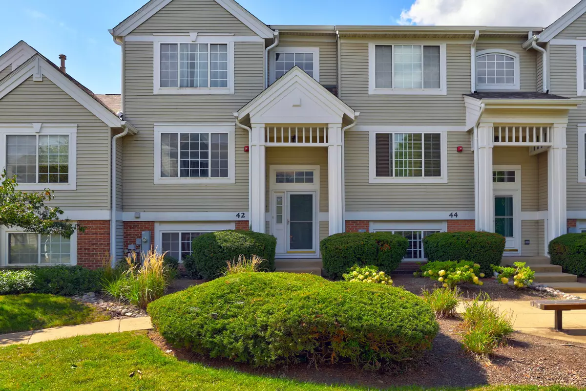 Wheeling, IL 60090,42 Cherbourg CT