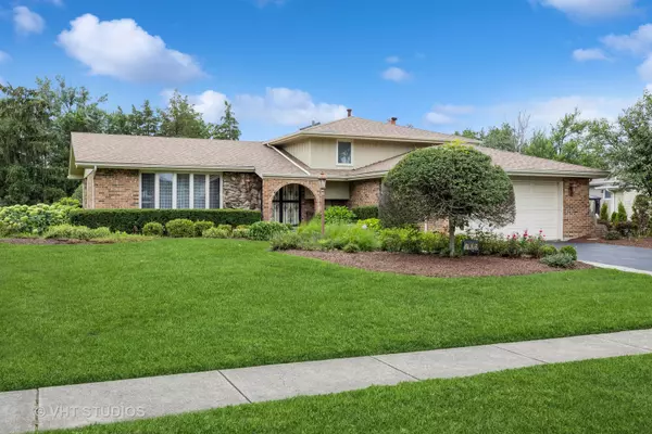 Willowbrook, IL 60527,17W085 Elm CT