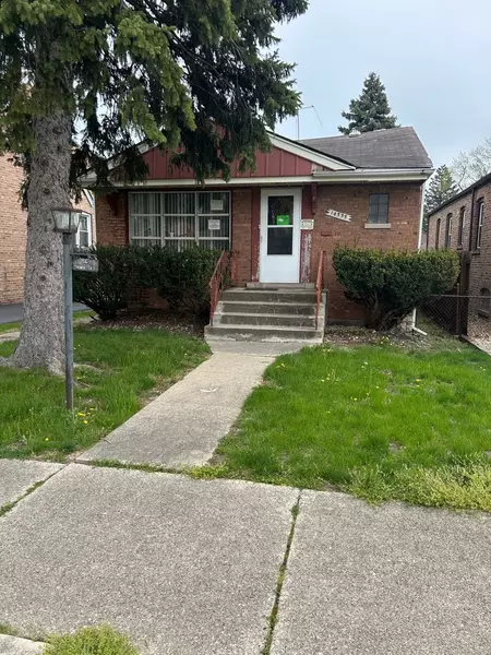 14535 S Parnell AVE, Riverdale, IL 60827