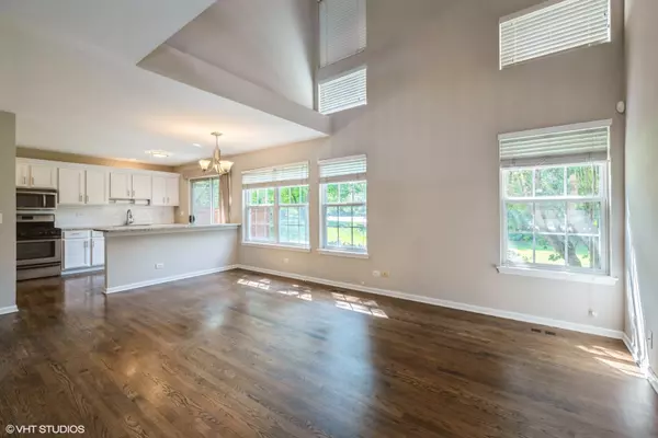 Vernon Hills, IL 60061,334 Bloomfield CT