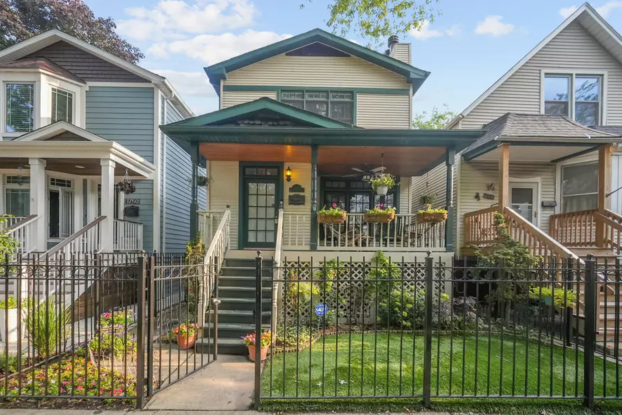 1746 W Byron ST, Chicago, IL 60613