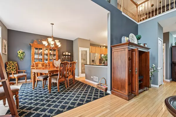 Schaumburg, IL 60194,147 Fulbright LN