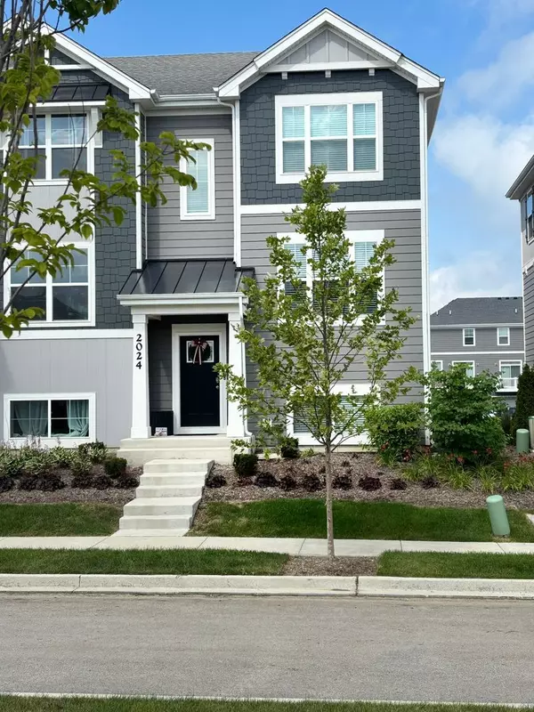 Mundelein, IL 60060,2024 Yellowstone BLVD #NA