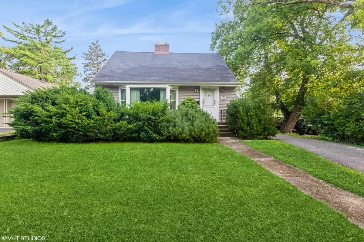 Downers Grove, IL 60515,228 4th ST