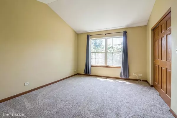 Naperville, IL 60563,2418 Oneida LN #2418