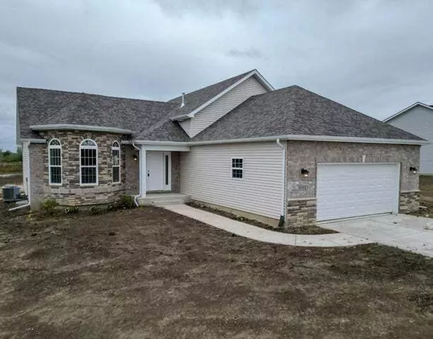 3008 W 82nd PL, Merrillville, IN 46410