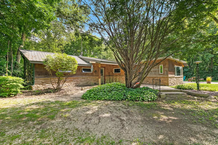 8750 Gurler RD, Dekalb, IL 60115