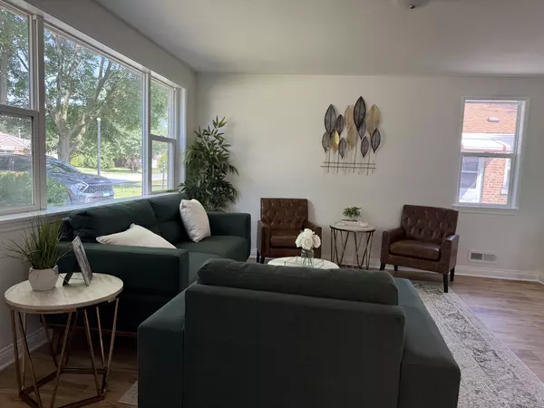 Oak Lawn, IL 60453,10855 S Komensky AVE