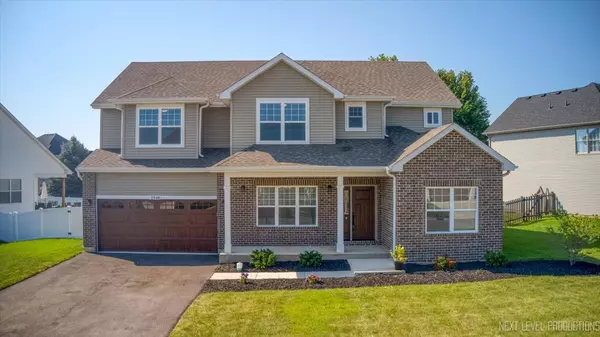 2948 Old Glory DR, Yorkville, IL 60560