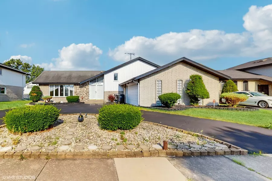 16822 Merrill AVE, South Holland, IL 60473